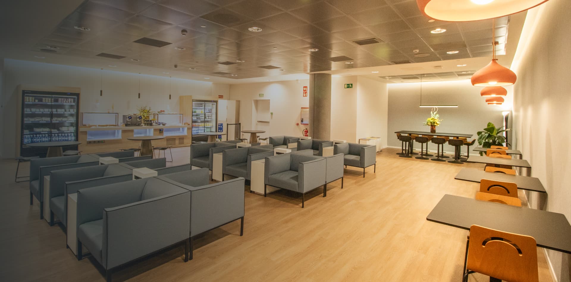 Plaza Mayor VIP Lounge T4 Plaza Mayor VIP Lounge T4